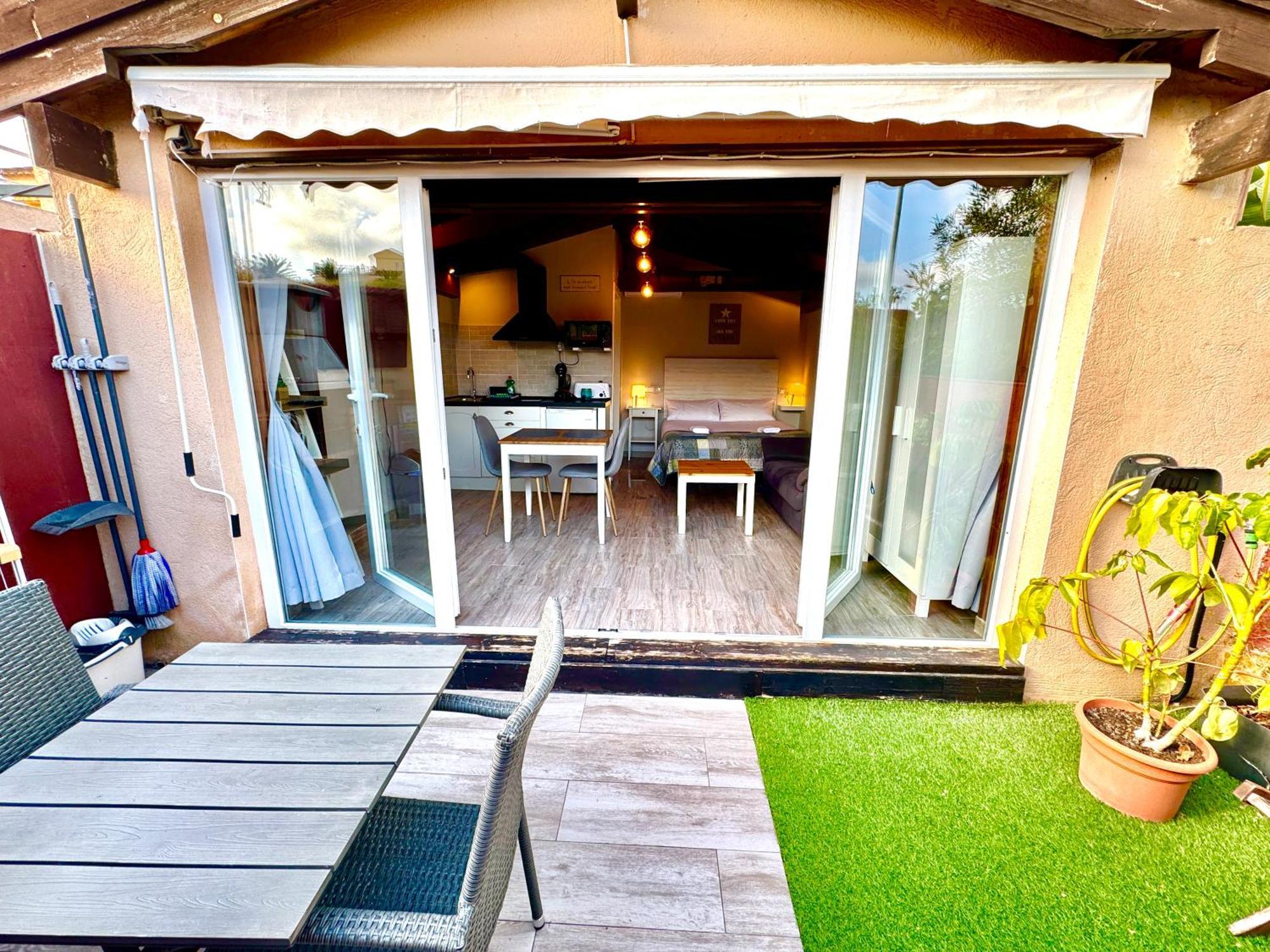 3 Casita-Estudio Con Jardin En La Playa Puerto Marino Buitenkant foto